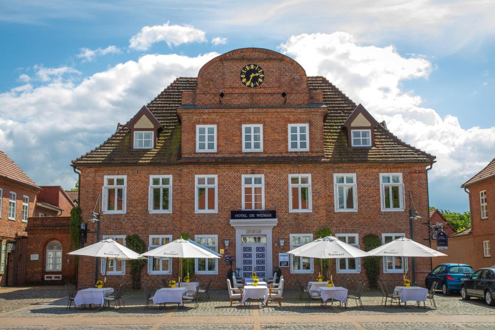 Hotel De Weimar Лудвигслуст Екстериор снимка